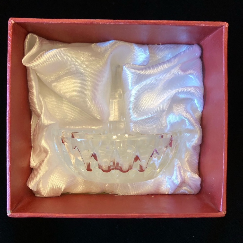 Crystal Ring holder dish Oleg Cassini NEW w/box and instructions, clear, vintage - Picture 7 of 10